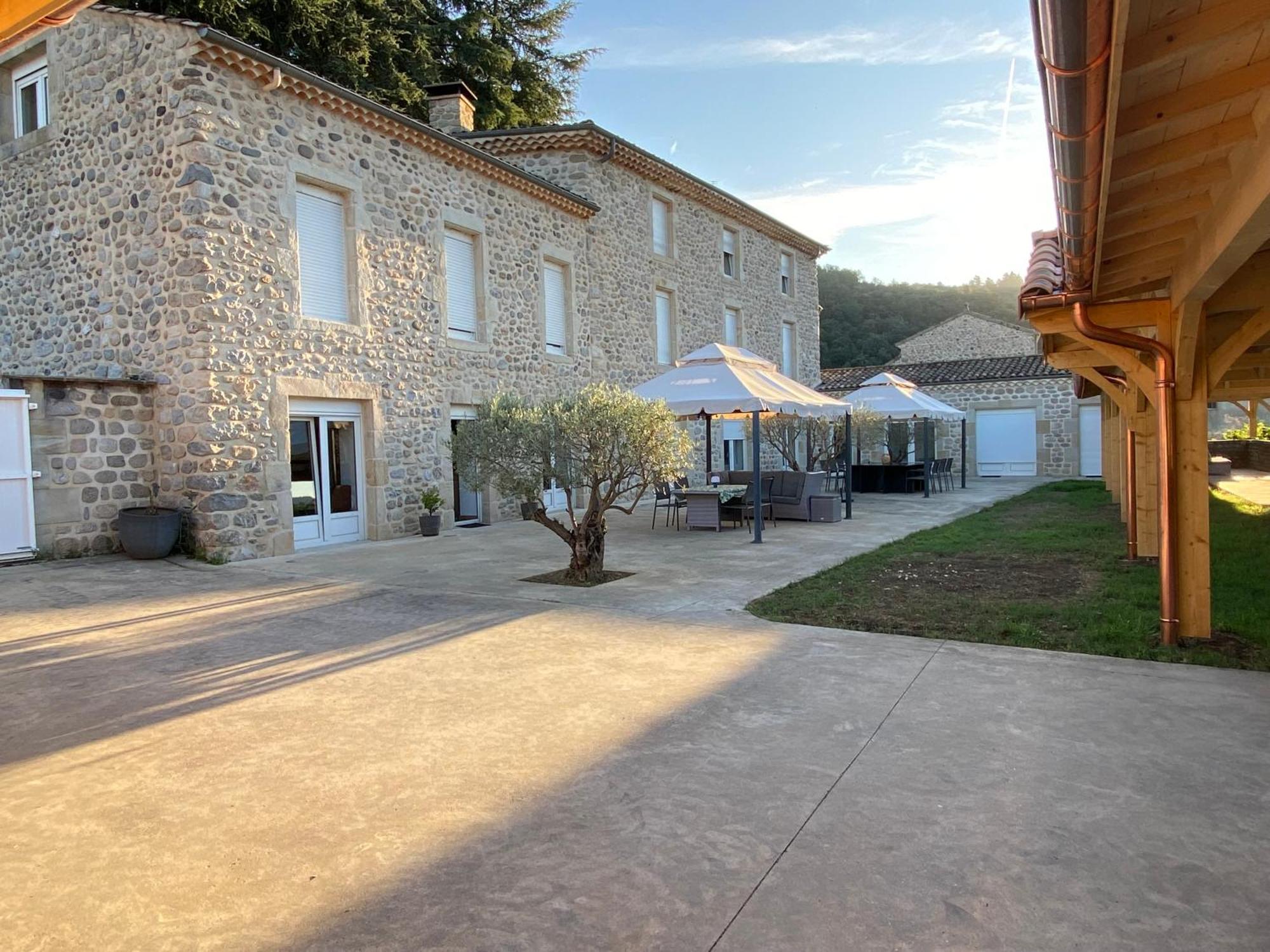 Domaine Les Buis Saint-Fortunat-sur-Eyrieux Exterior foto