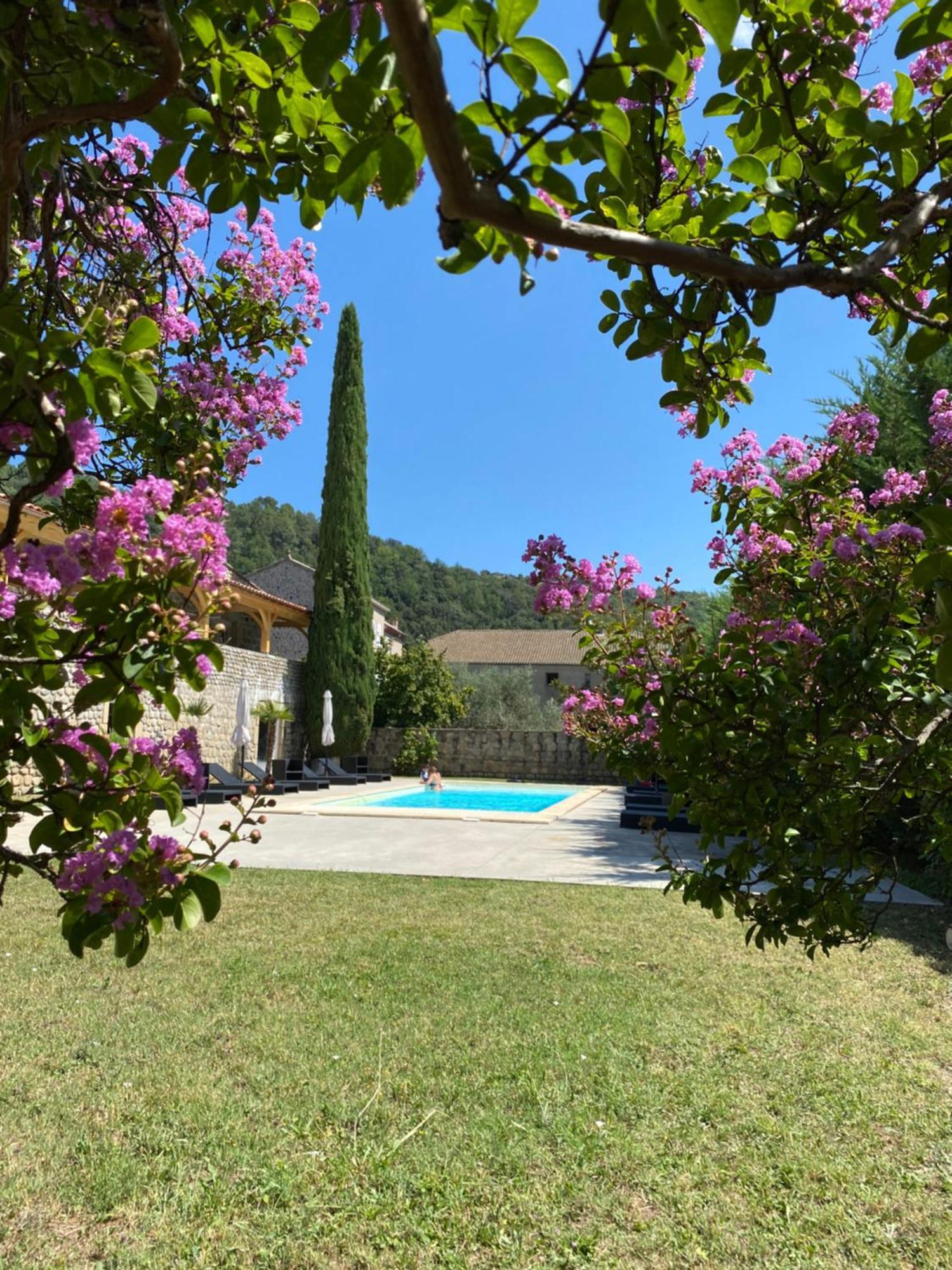 Domaine Les Buis Saint-Fortunat-sur-Eyrieux Exterior foto